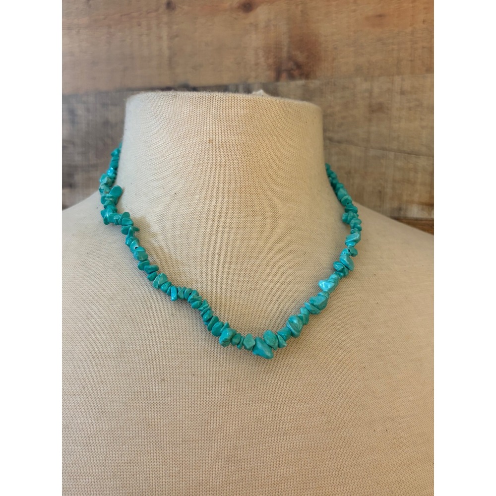 Turquoise Blue Stone Chip Nugget Necklace Adjustable Silver Tone Clasp